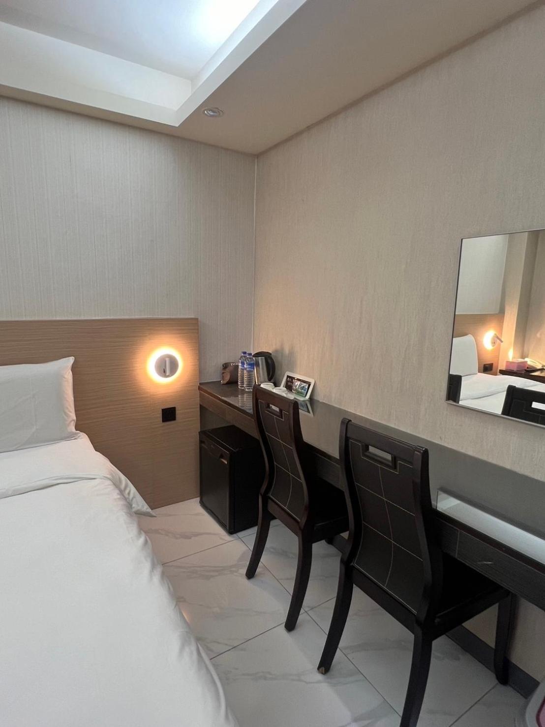Ya Dou Hotel Taipeh Exterior foto