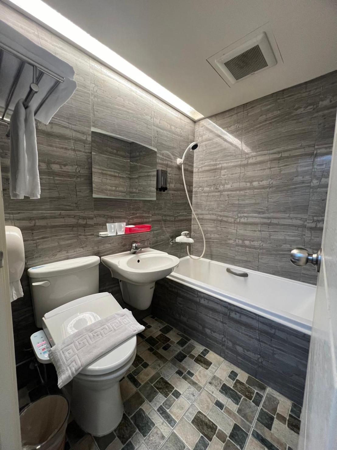 Ya Dou Hotel Taipeh Exterior foto